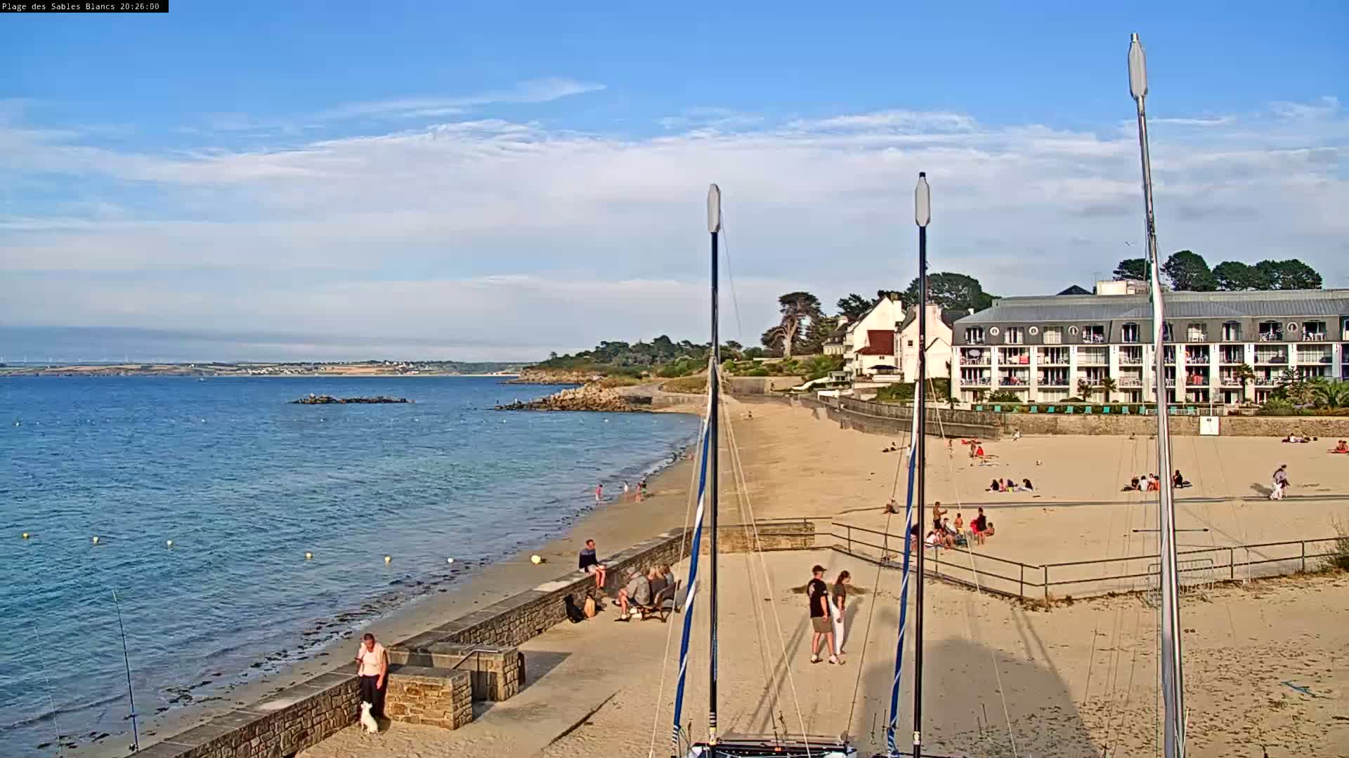 Douarnenez, Les Sables Blancs Beach Live Cam - Quimper, Finistère, Bretagne, France