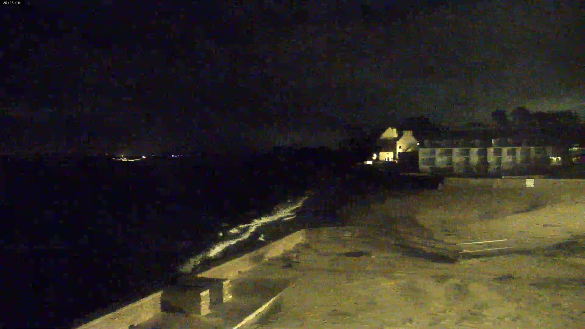 Douarnenez, Les Sables Blancs Beach Live Cam - Quimper, Finistère, Bretagne, France