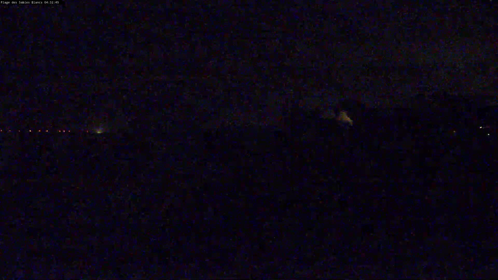 Douarnenez, Les Sables Blancs Beach Live Cam - Quimper, Finistère, Bretagne, France