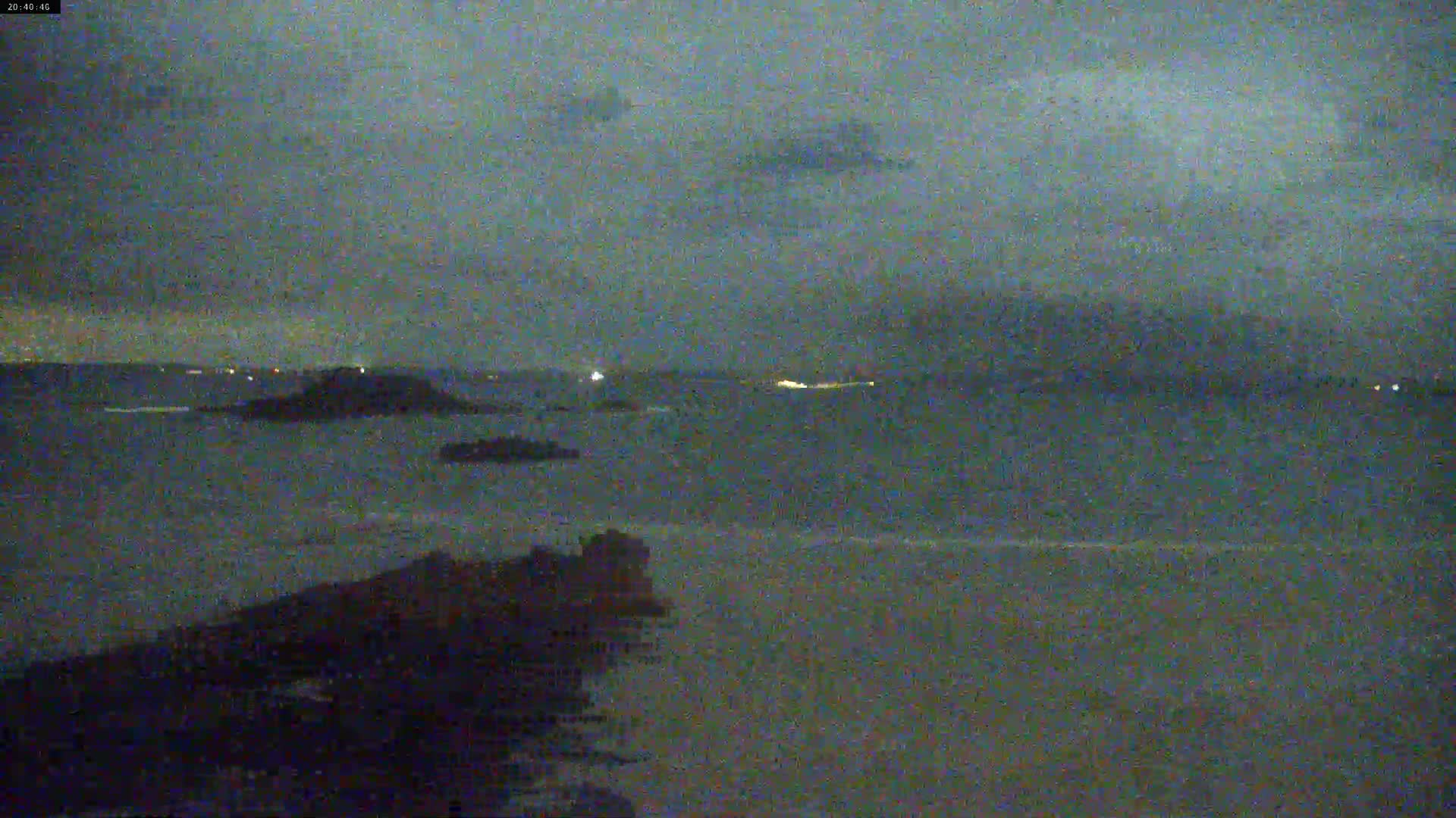 Douarnenez, Les Sables Blancs Beach Live Cam - Quimper, Finistère, Bretagne, France