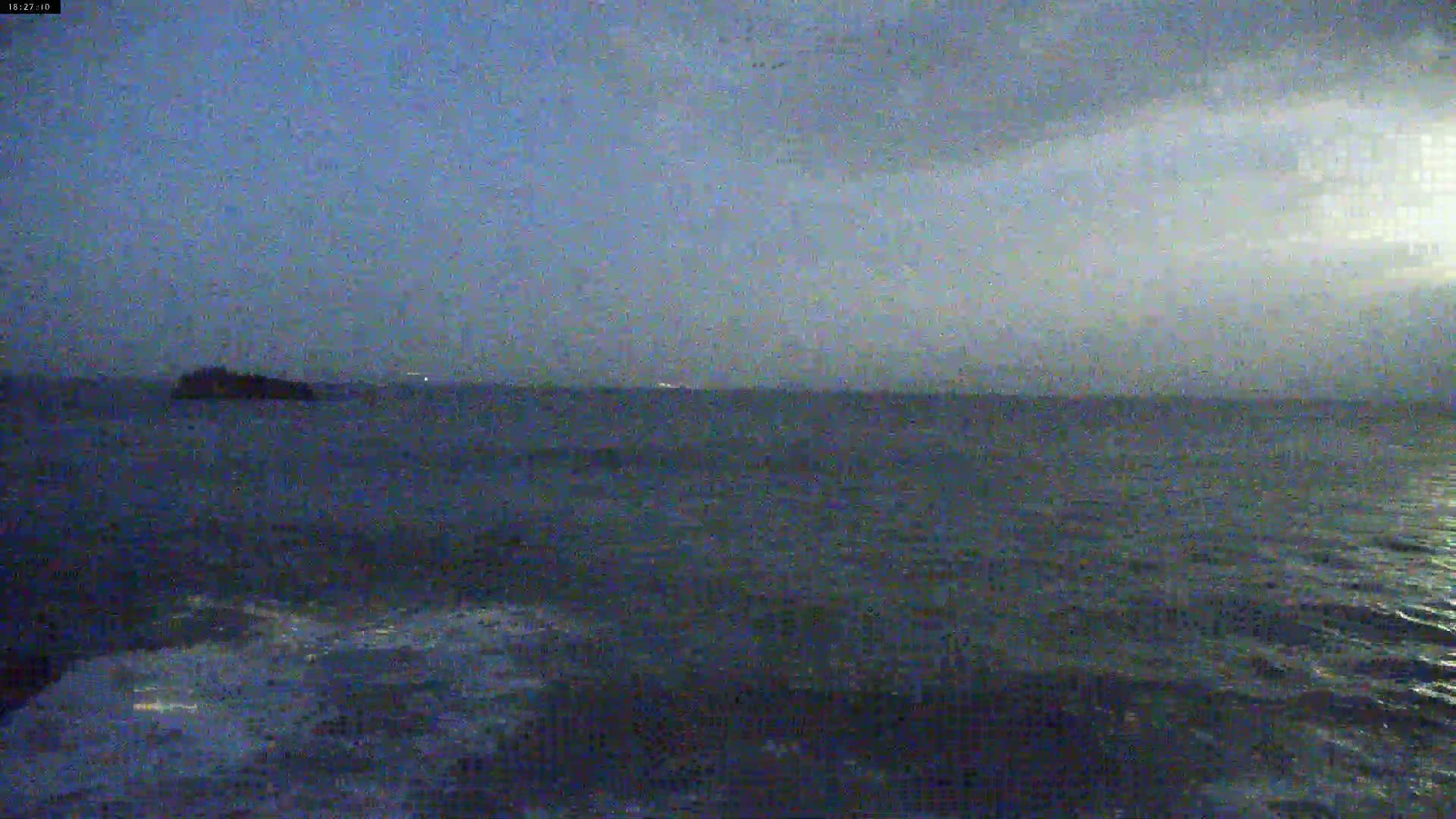 Douarnenez, Les Sables Blancs Beach Live Cam - Quimper, Finistère, Bretagne, France