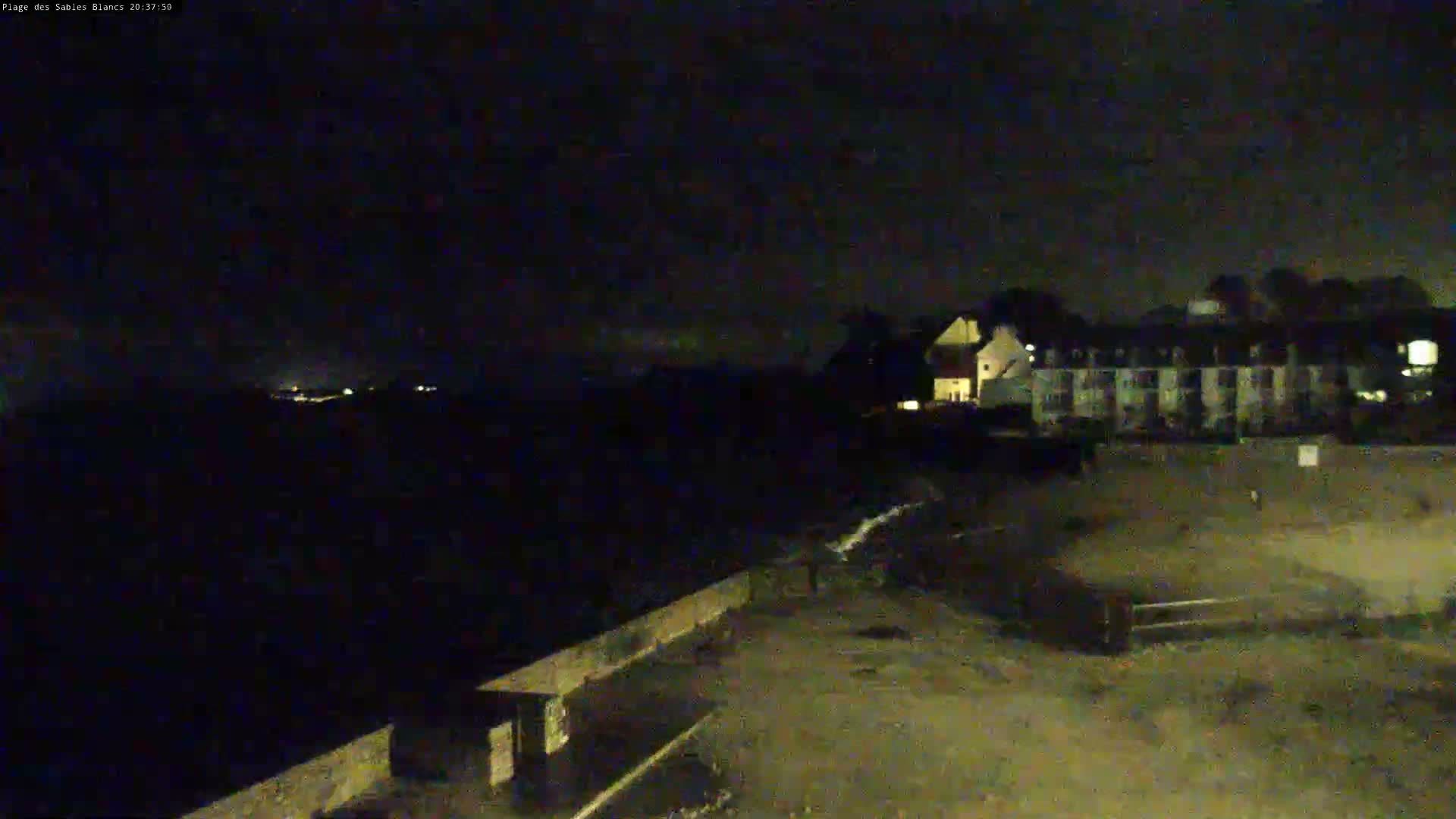 Douarnenez, Les Sables Blancs Beach Live Cam - Quimper, Finistère, Bretagne, France