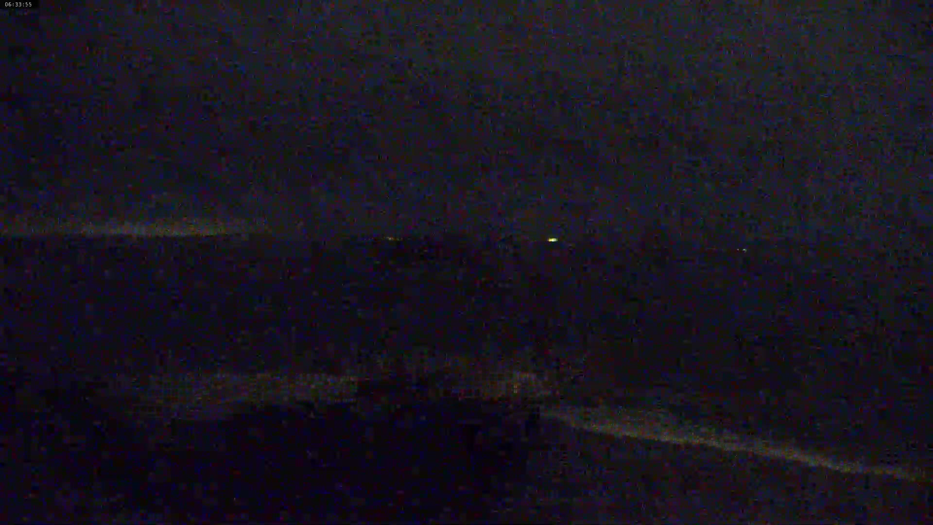 Douarnenez, Les Sables Blancs Beach Live Cam - Quimper, Finistère, Bretagne, France