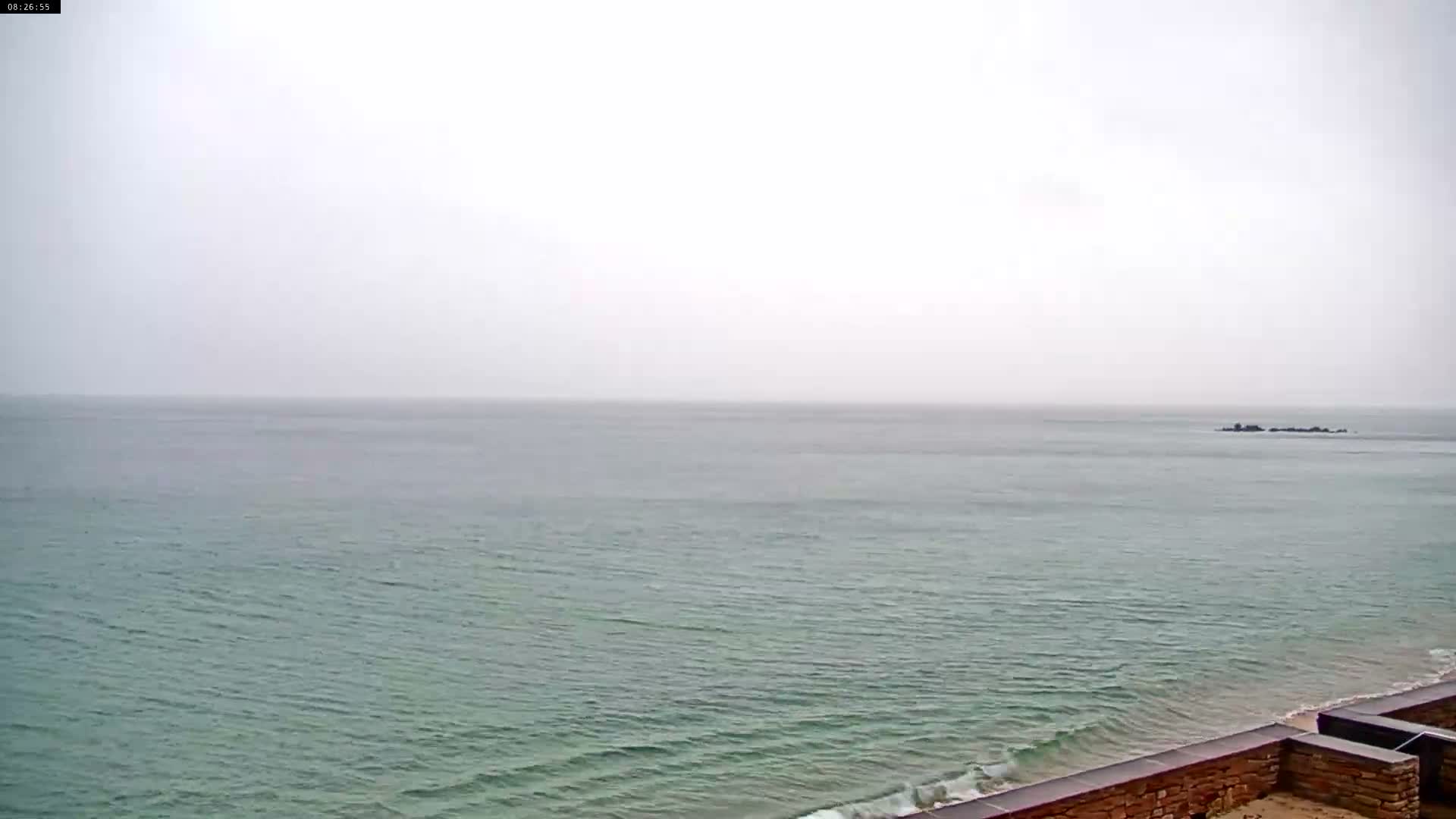 Douarnenez, Les Sables Blancs Beach Live Cam - Quimper, Finistère, Bretagne, France