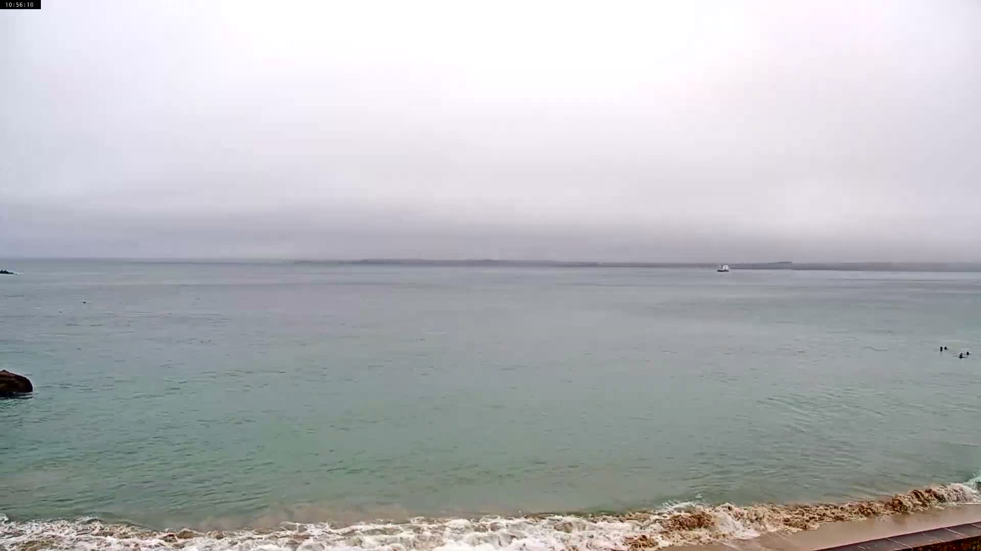 Douarnenez, Les Sables Blancs Beach Live Cam - Quimper, Finistère, Bretagne, France