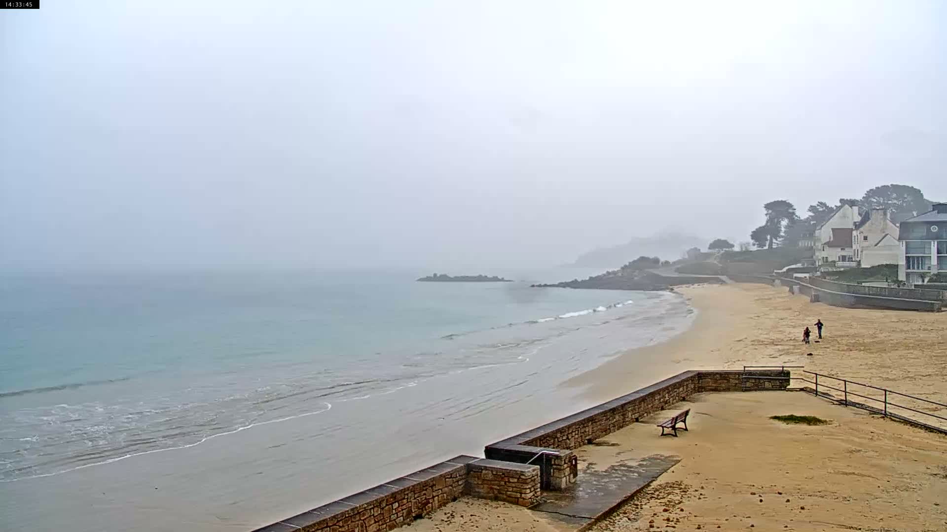 Douarnenez, Les Sables Blancs Beach Live Cam - Quimper, Finistère, Bretagne, France
