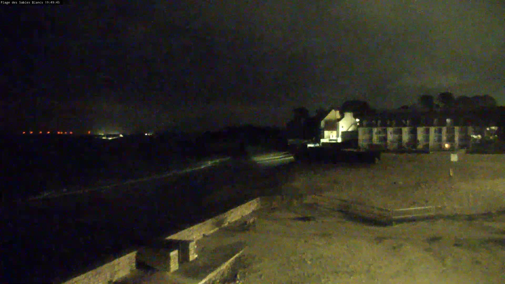 Douarnenez, Les Sables Blancs Beach Live Cam - Quimper, Finistère, Bretagne, France