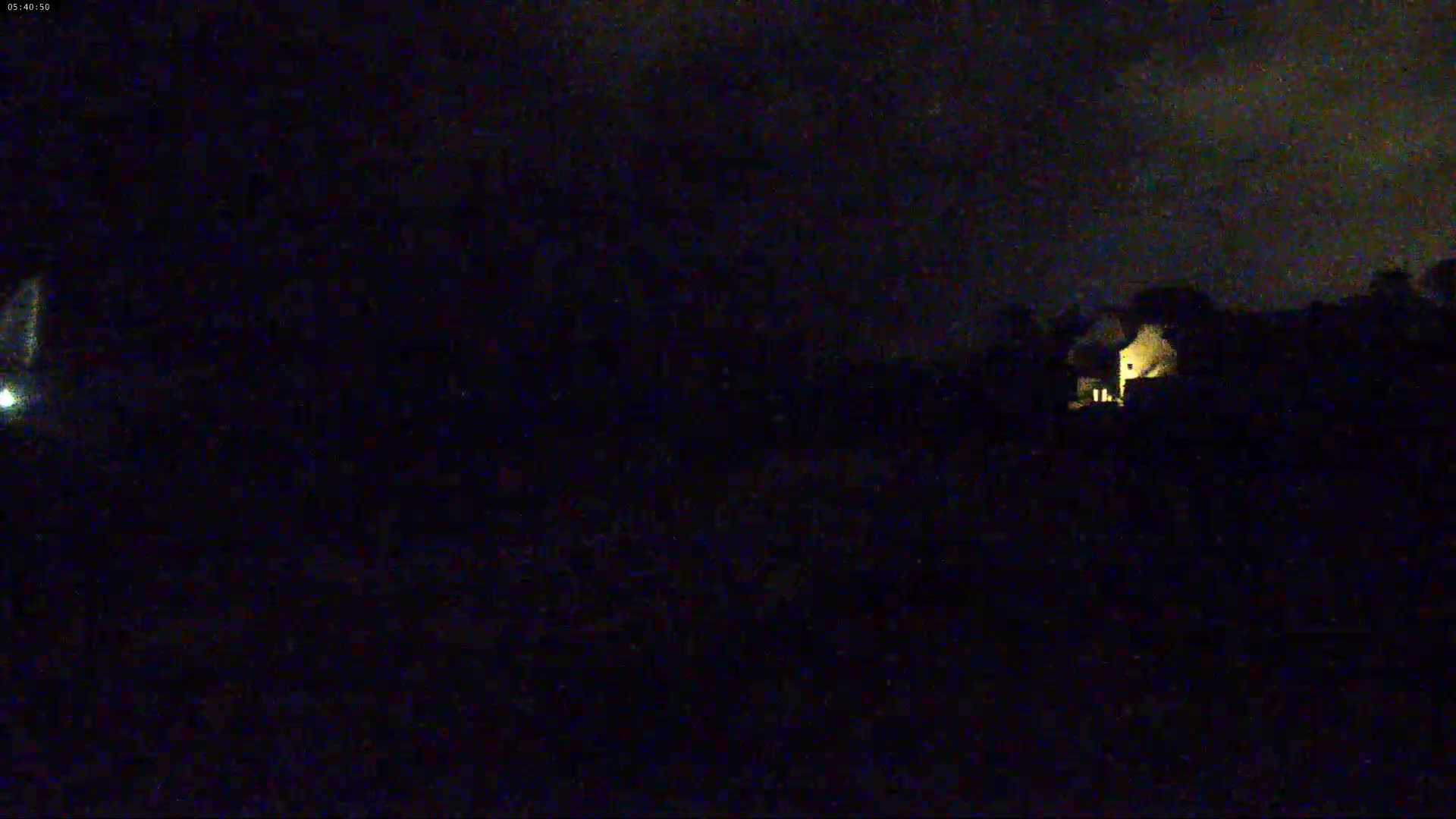 Douarnenez, Les Sables Blancs Beach Live Cam - Quimper, Finistère, Bretagne, France