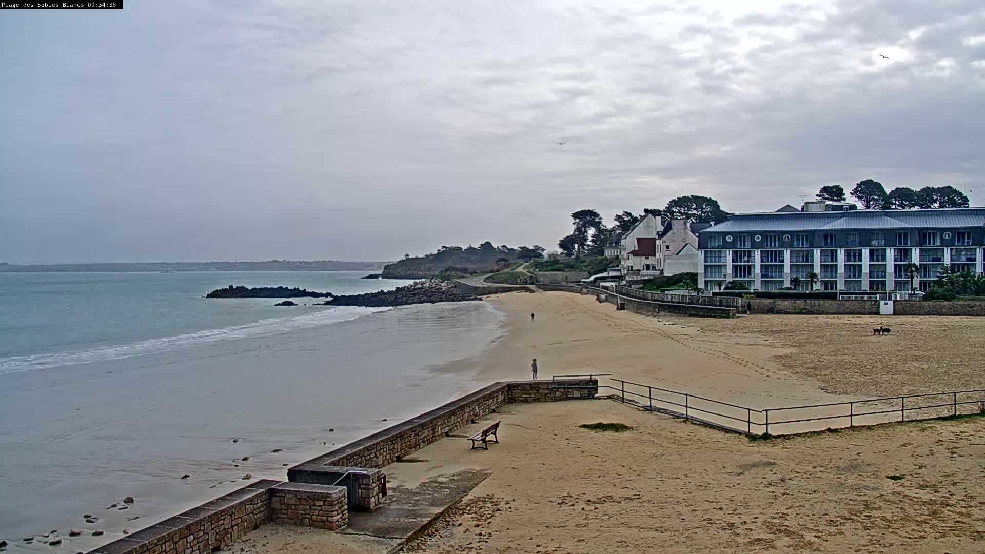 Douarnenez, Les Sables Blancs Beach Live Cam - Quimper, Finistère, Bretagne, France