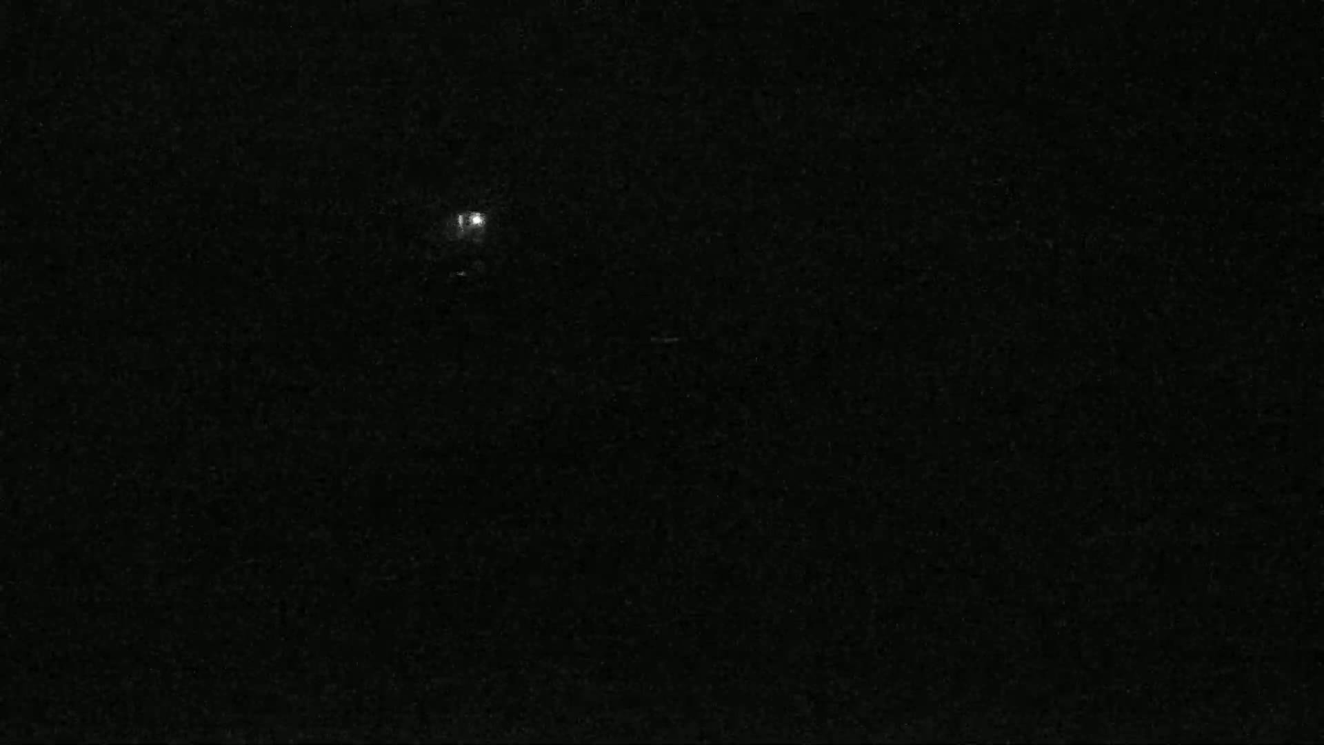 Pelvoux Vallouise Ski Slopes 1800 m Live Cam - 	Briancon, Hautes-Alpes, Provence-Alpes-Cote d’Azur, France