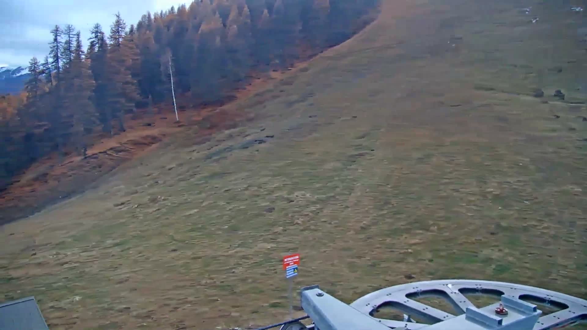 Pelvoux Vallouise Ski Slopes 1800 m Live Cam - Briancon, Hautes-Alpes, Provence-Alpes-Cote d’Azur, France