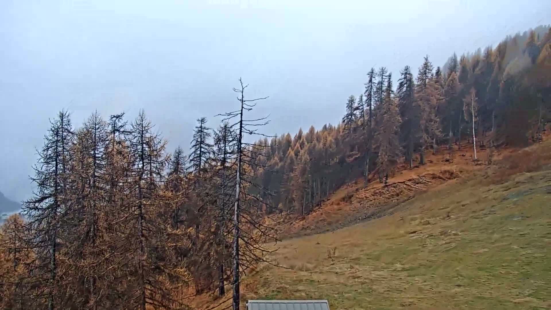 Pelvoux Vallouise Ski Slopes 1800 m Live Cam - Briancon, Hautes-Alpes, Provence-Alpes-Cote d’Azur, France