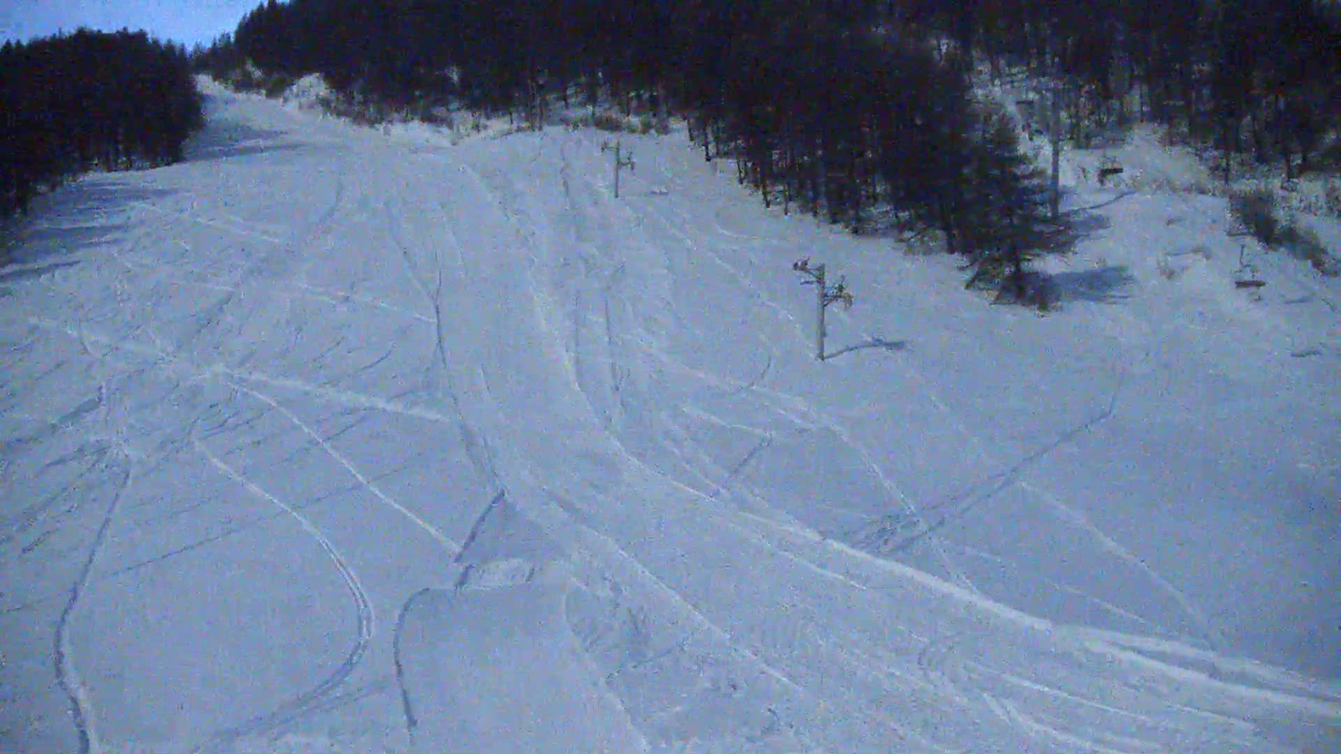 Pelvoux Vallouise Ski Slopes 1800 m Live Cam - Briancon, Hautes-Alpes, Provence-Alpes-Cote d’Azur, France