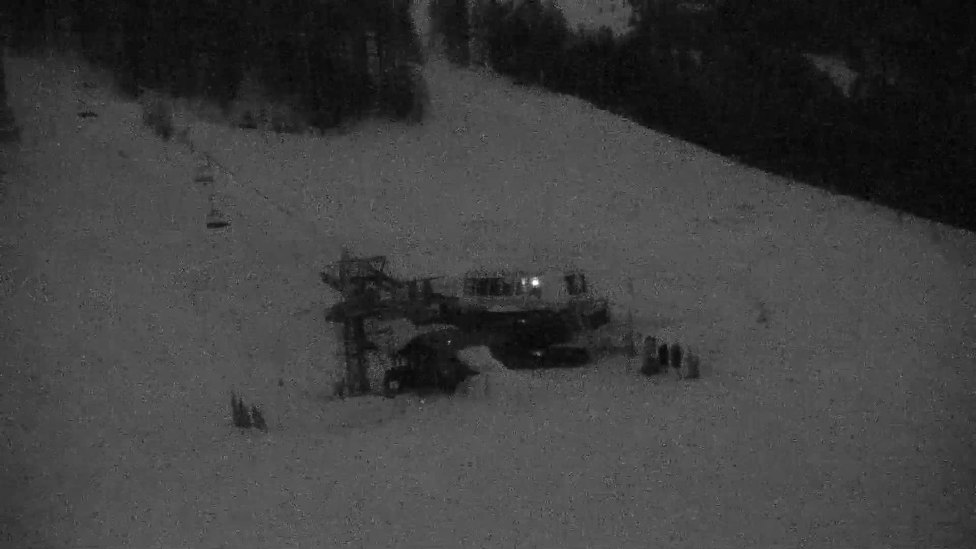 Pelvoux Vallouise Ski Slopes 1800 m Live Cam - Briancon, Hautes-Alpes, Provence-Alpes-Cote d’Azur, France