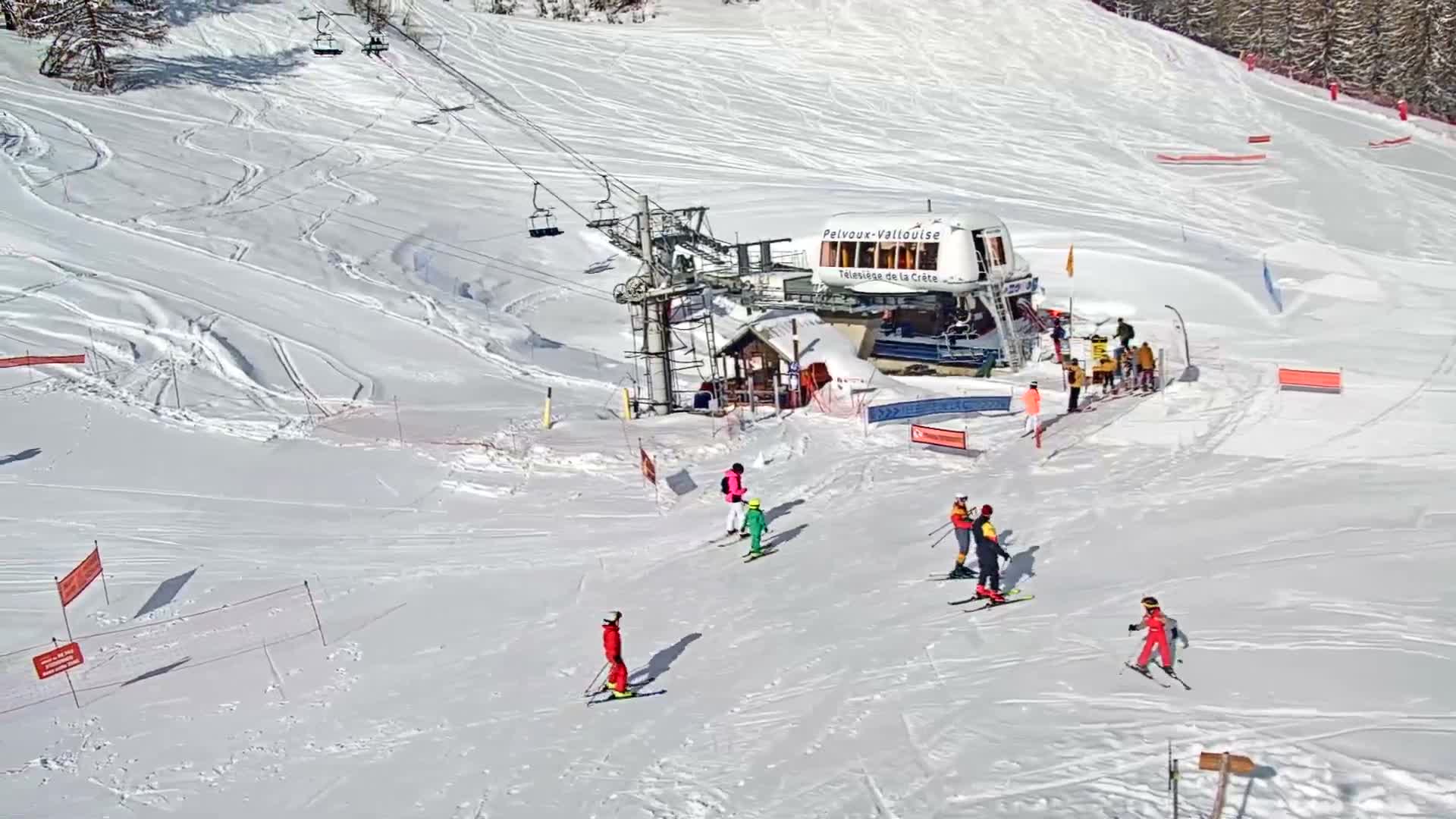 Pelvoux Vallouise Ski Slopes 1800 m Live Cam - Briancon, Hautes-Alpes, Provence-Alpes-Cote d’Azur, France