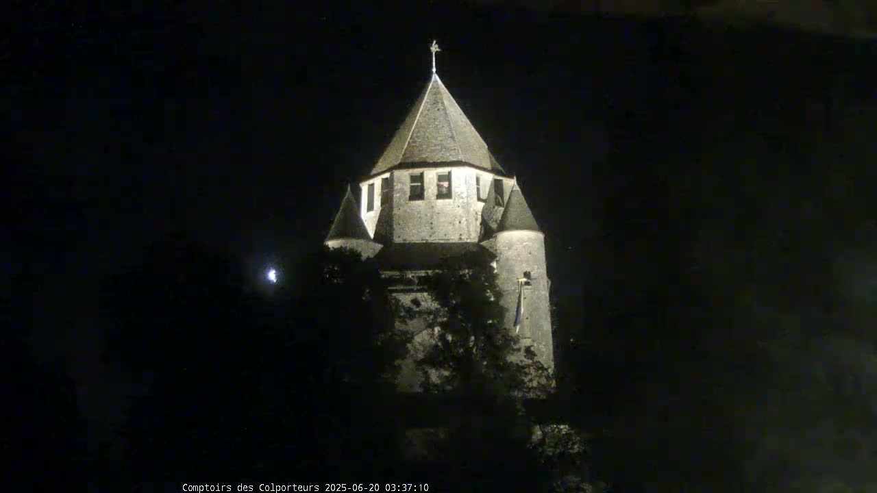 Provins Commune Tour Cesar Tower& Castle Live Cam - Provins, Seine-et-Marne, Ile-de-France, France