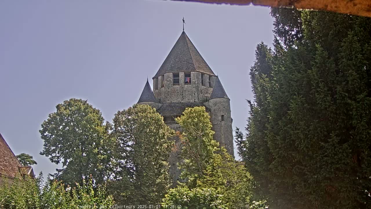 Provins Commune Tour Cesar Tower& Castle Live Cam - Provins, Seine-et-Marne, Ile-de-France, France