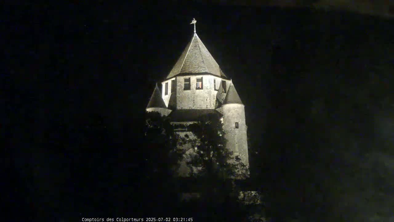 Provins Commune Tour Cesar Tower& Castle Live Cam - Provins, Seine-et-Marne, Ile-de-France, France