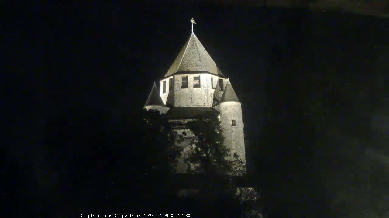 Provins Commune Tour Cesar Tower& Castle Live Cam - Provins, Seine-et-Marne, Ile-de-France, France