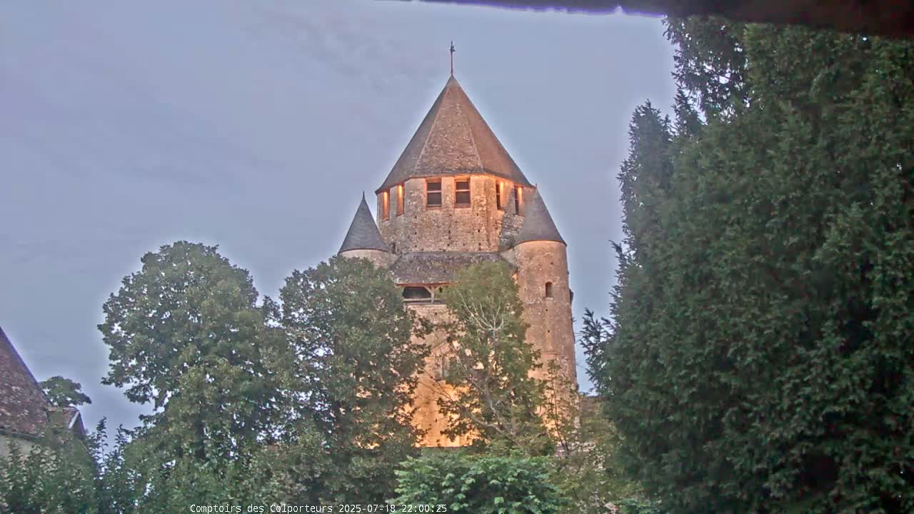 Provins Commune Tour Cesar Tower& Castle Live Cam - Provins, Seine-et-Marne, Ile-de-France, France