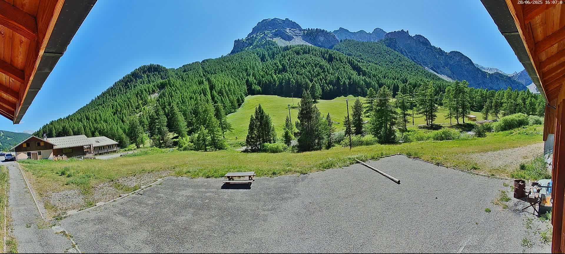 Arvieux Village Live Cam - Briancon, Hautes-Alpes, Provence-Alpes-Cote d’Azur, France