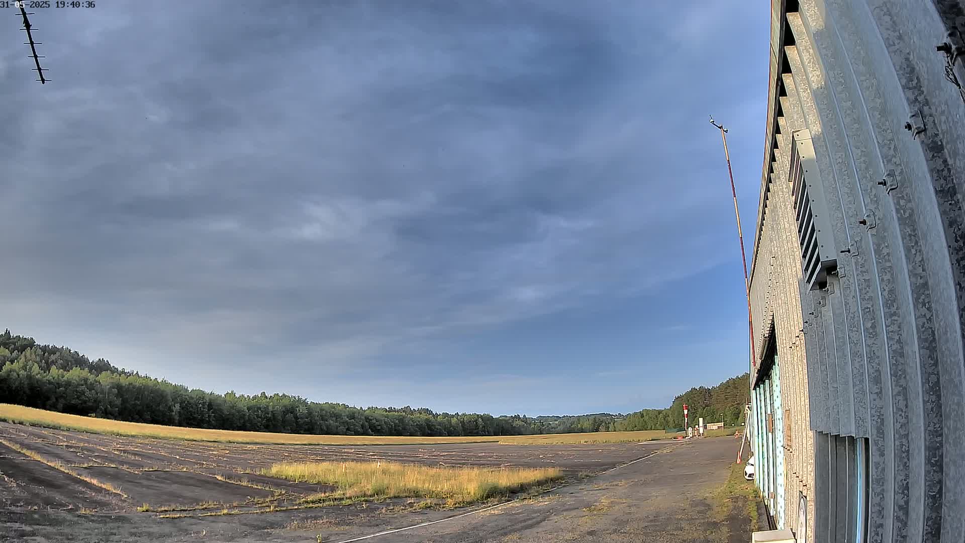 Aéroport Egletons Airport Live Cam  - Ussel, Correze, Nouvelle-Aquitaine, France
