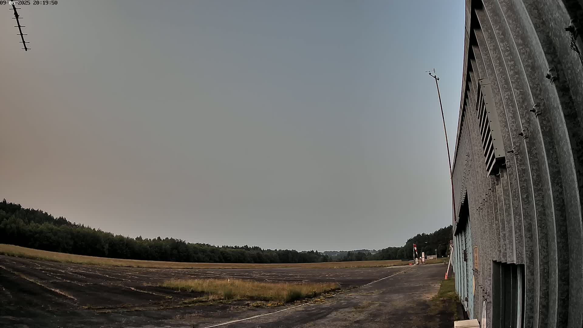 Aéroport Egletons Airport Live Cam  - Ussel, Correze, Nouvelle-Aquitaine, France
