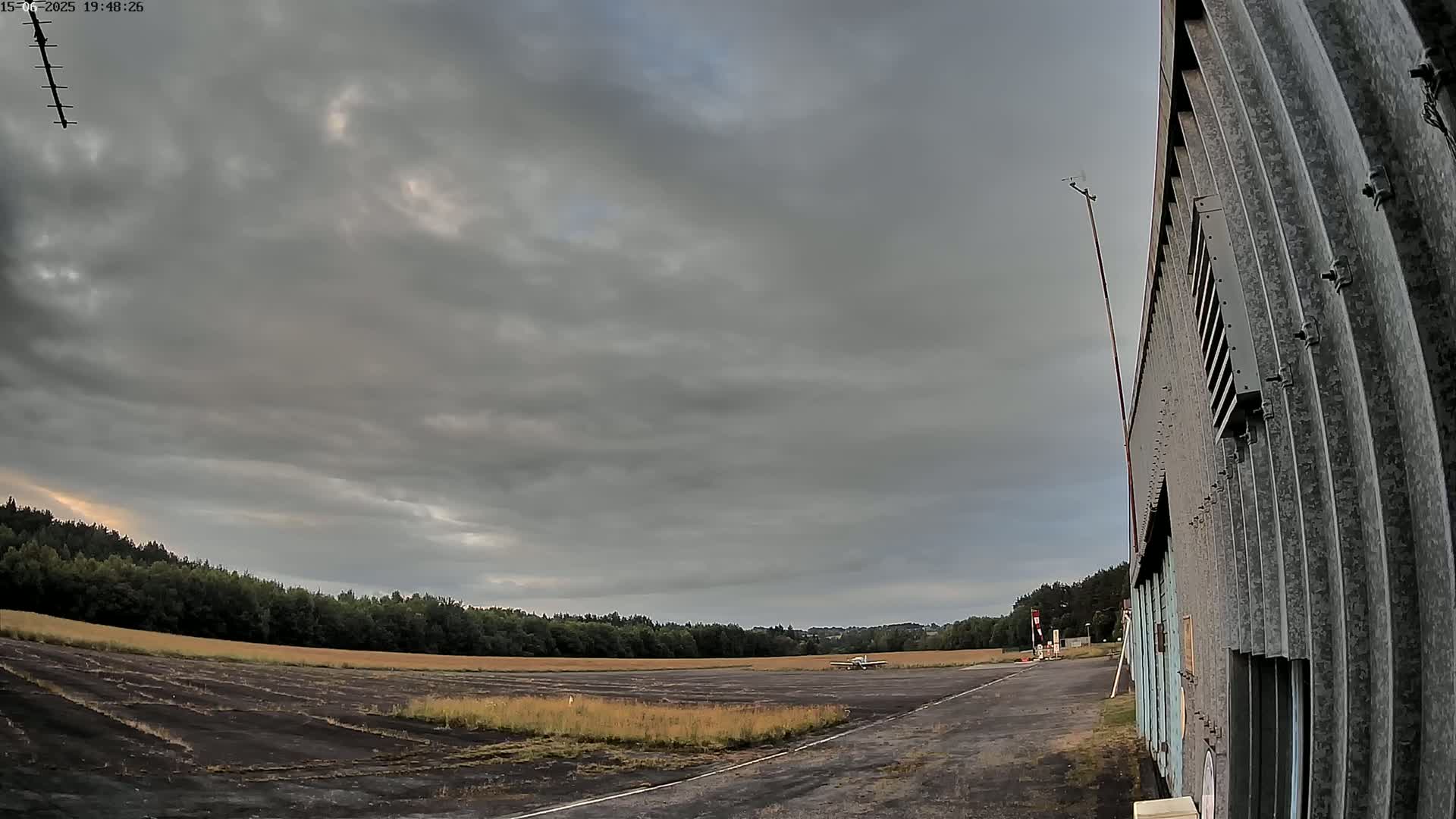 Aéroport Egletons Airport Live Cam  - Ussel, Correze, Nouvelle-Aquitaine, France