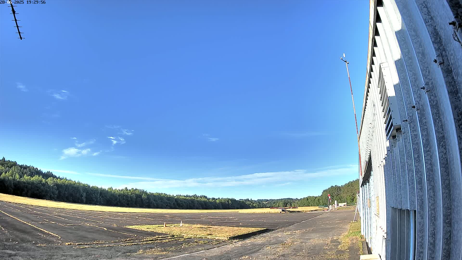 Aéroport Egletons Airport Live Cam  - Ussel, Correze, Nouvelle-Aquitaine, France