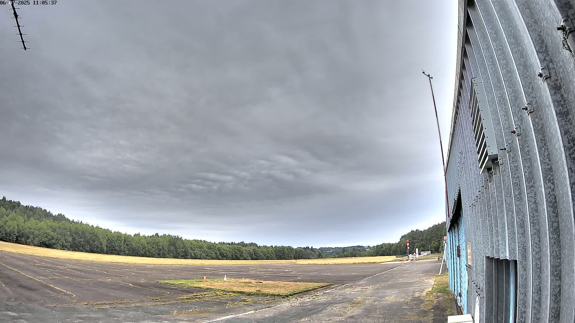 Aéroport Egletons Airport Live Cam  - Ussel, Correze, Nouvelle-Aquitaine, France
