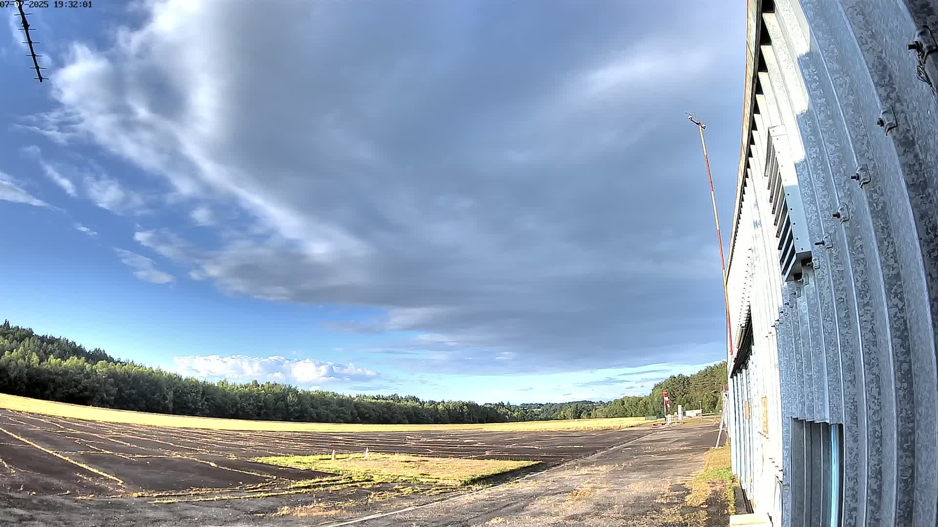 Aéroport Egletons Airport Live Cam  - Ussel, Correze, Nouvelle-Aquitaine, France