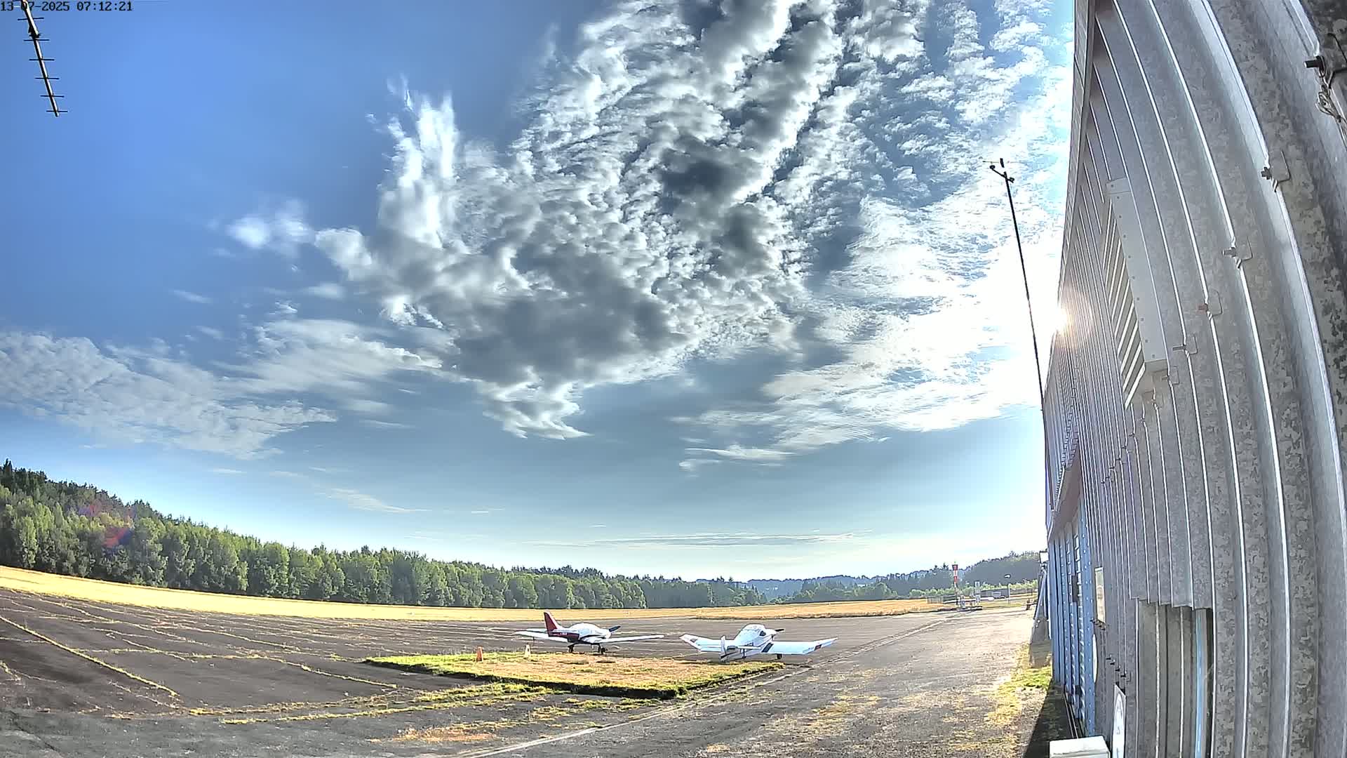 Aéroport Egletons Airport Live Cam  - Ussel, Correze, Nouvelle-Aquitaine, France