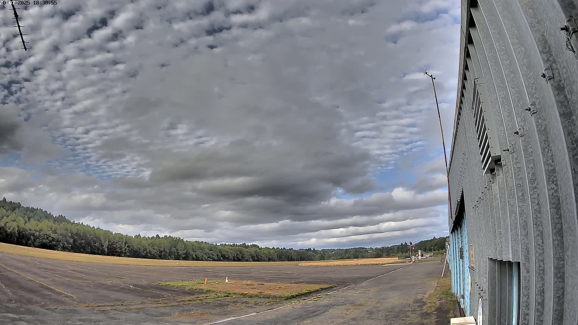 Aéroport Egletons Airport Live Cam  - Ussel, Correze, Nouvelle-Aquitaine, France