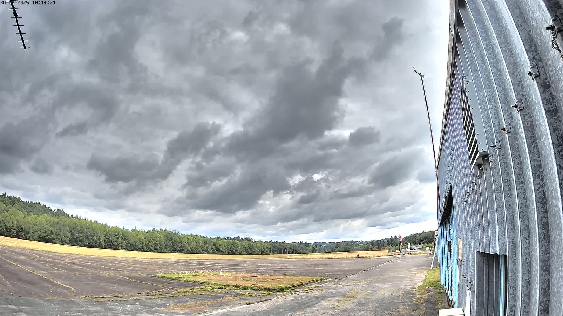 Aéroport Egletons Airport Live Cam  - Ussel, Correze, Nouvelle-Aquitaine, France
