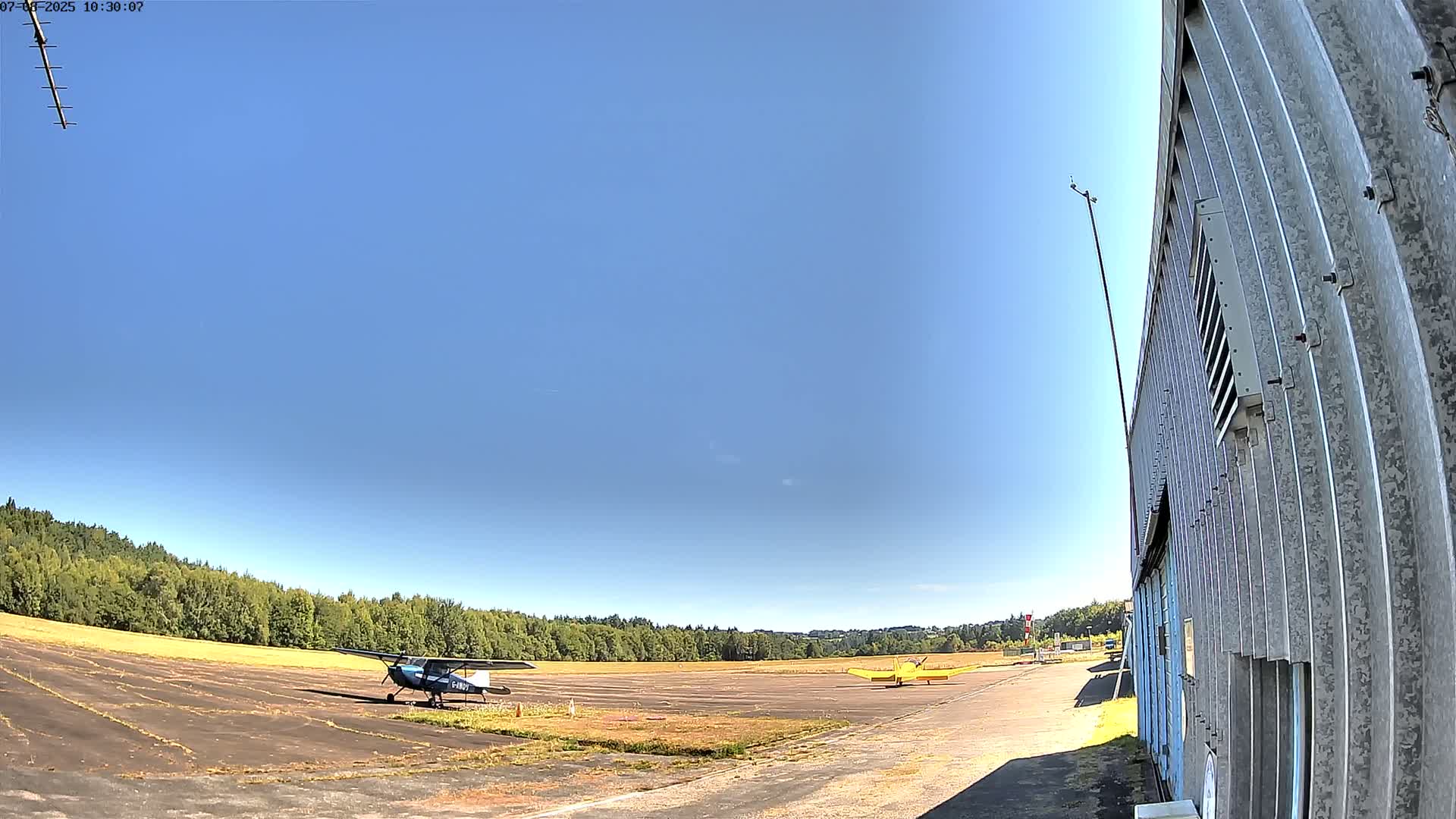 Aéroport Egletons Airport Live Cam  - Ussel, Correze, Nouvelle-Aquitaine, France