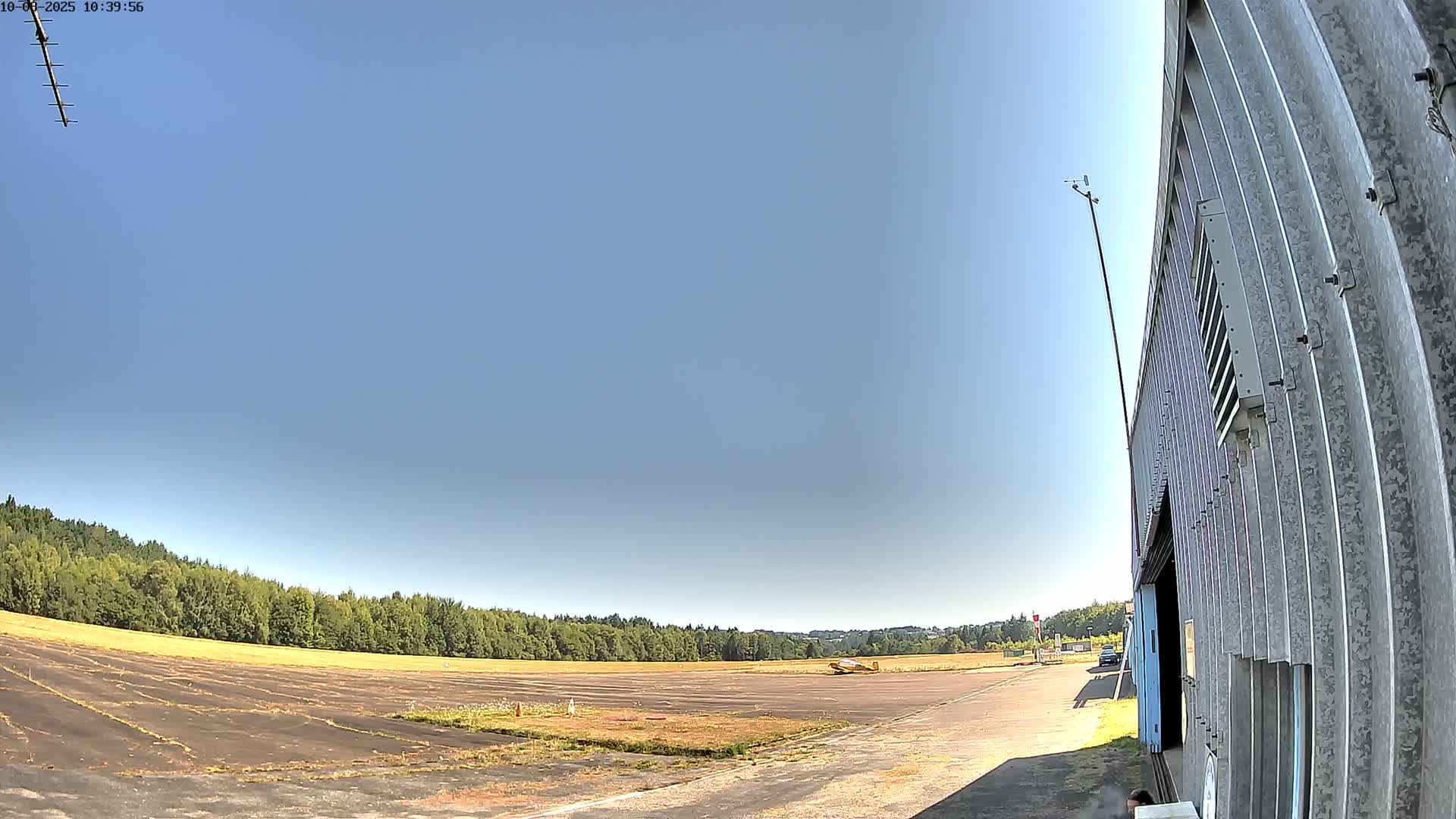 Aéroport Egletons Airport Live Cam  - Ussel, Correze, Nouvelle-Aquitaine, France