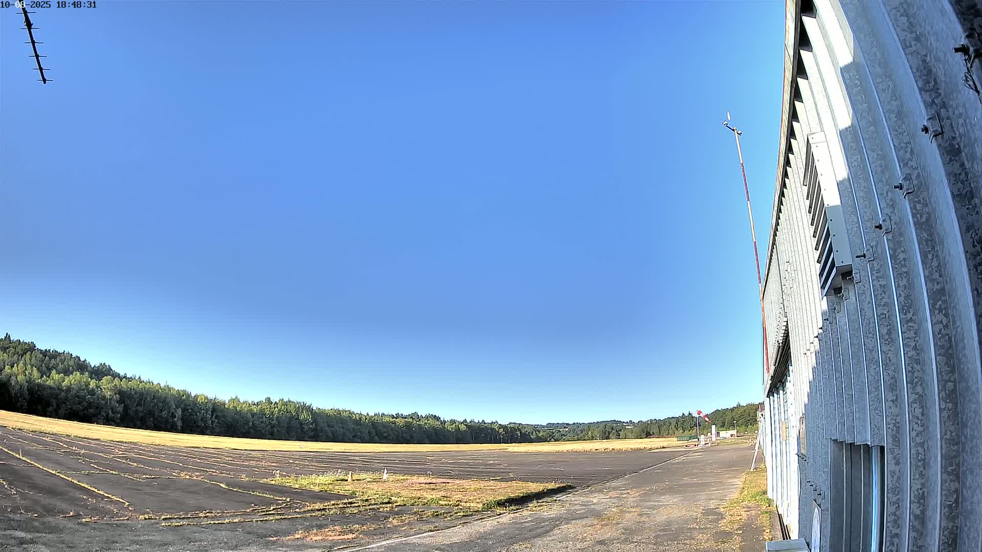 Aéroport Egletons Airport Live Cam  - Ussel, Correze, Nouvelle-Aquitaine, France