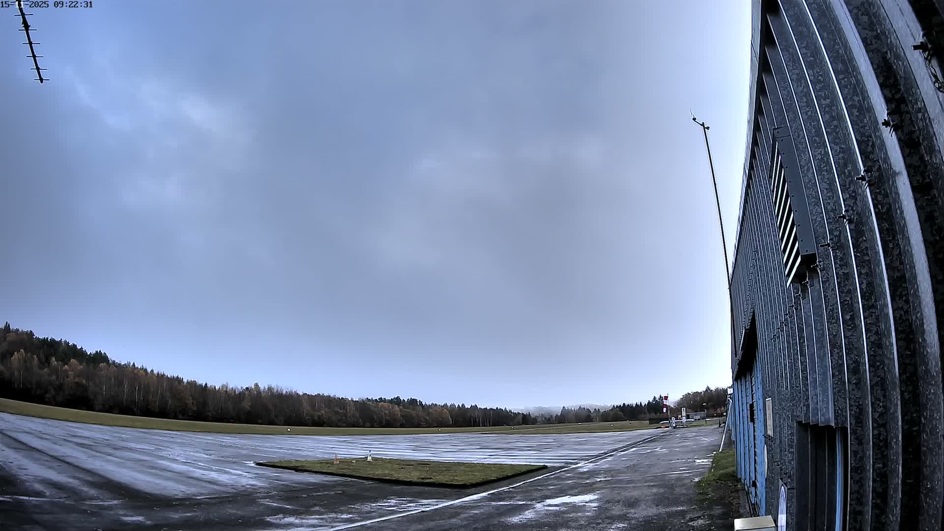 Aéroport Egletons Airport Live Cam  - Ussel, Correze, Nouvelle-Aquitaine, France