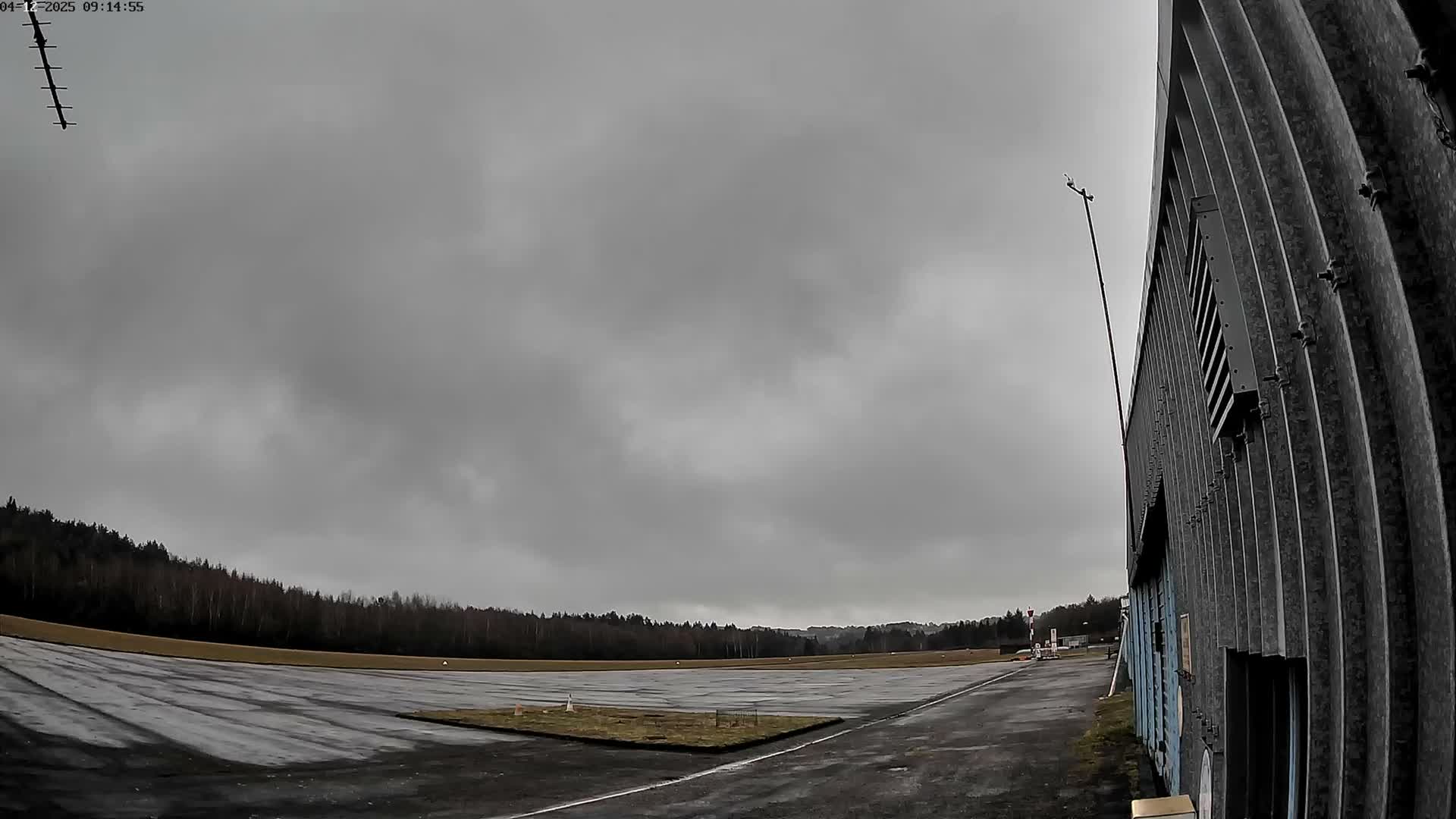 Aéroport Egletons Airport Live Cam  - Ussel, Correze, Nouvelle-Aquitaine, France