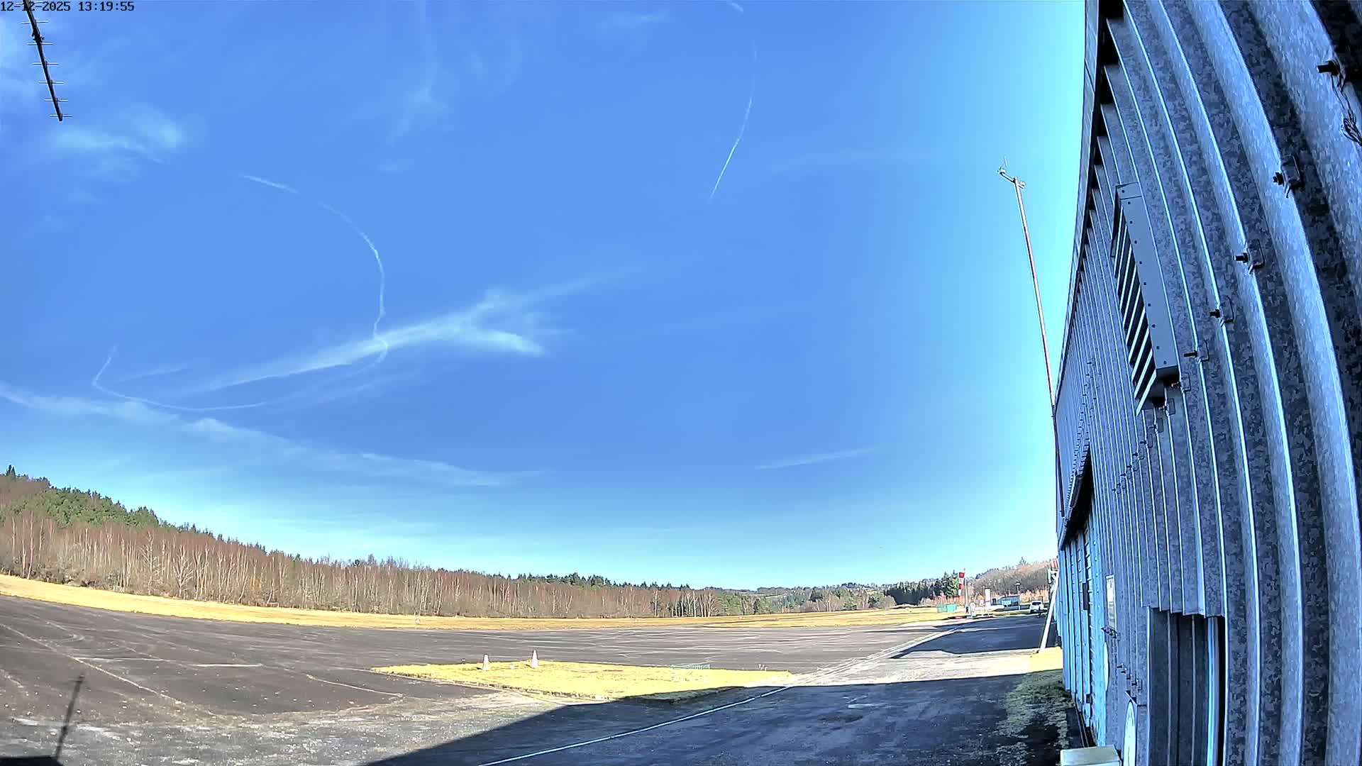 Aéroport Egletons Airport Live Cam  - Ussel, Correze, Nouvelle-Aquitaine, France