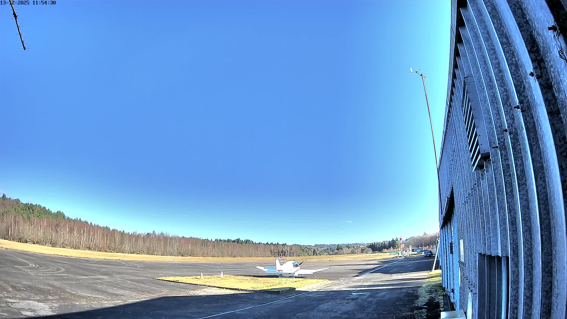 Aéroport Egletons Airport Live Cam  - Ussel, Correze, Nouvelle-Aquitaine, France