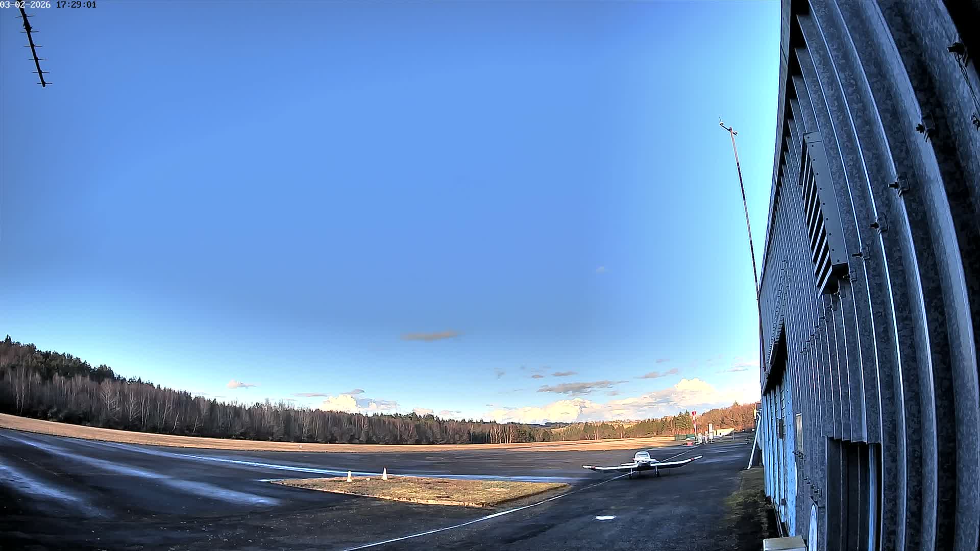 Aéroport Egletons Airport Live Cam  - Ussel, Correze, Nouvelle-Aquitaine, France