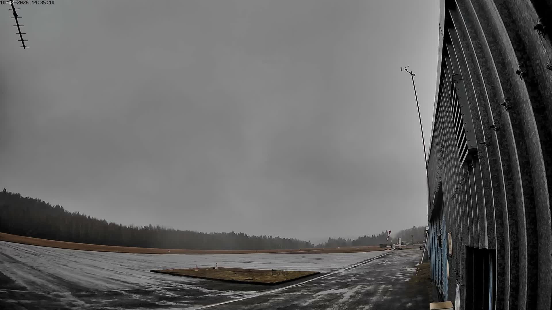 Aéroport Egletons Airport Live Cam  - Ussel, Correze, Nouvelle-Aquitaine, France