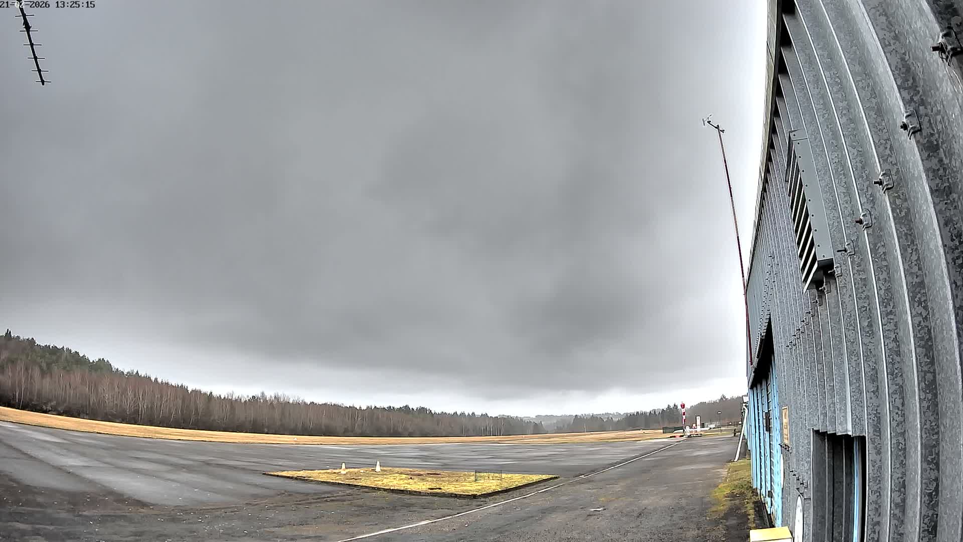 Aéroport Egletons Airport Live Cam  - Ussel, Correze, Nouvelle-Aquitaine, France