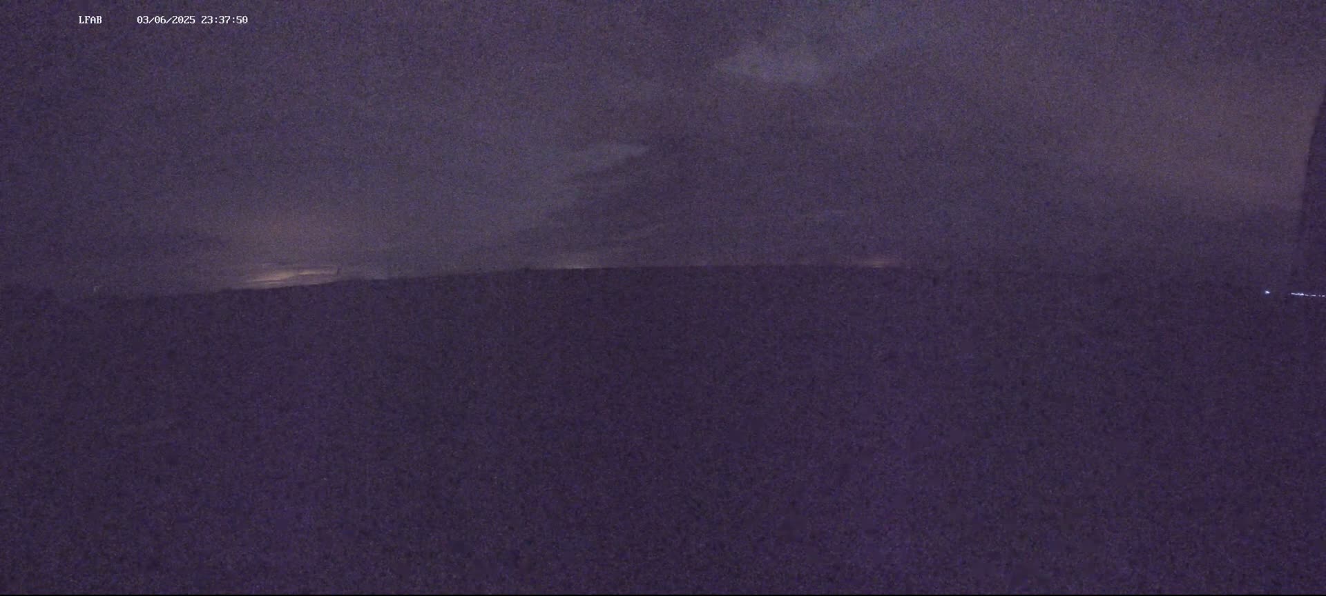  Dieppe Saint Aubin Airport  Live Cam DPE/LFAB - Dieppe, Seine-Maritime, Normandie, France