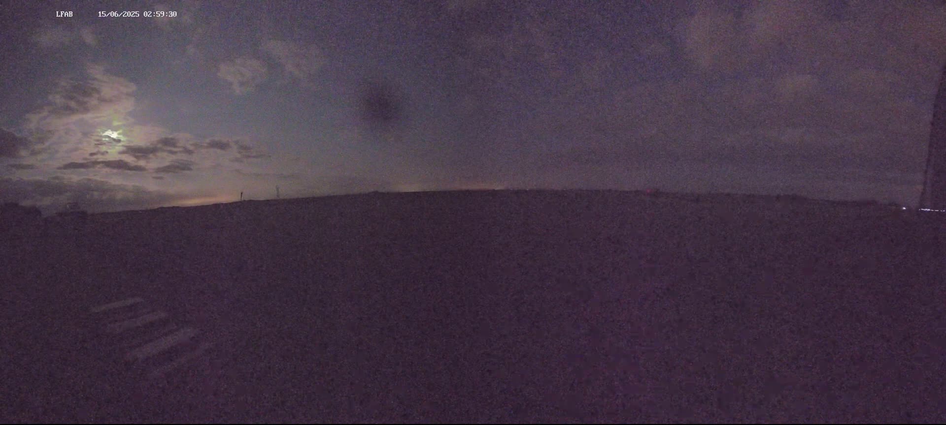  Dieppe Saint Aubin Airport  Live Cam DPE/LFAB - Dieppe, Seine-Maritime, Normandie, France