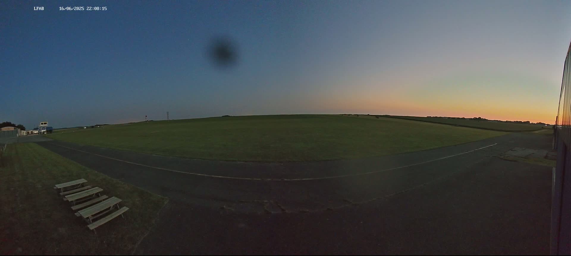 Dieppe Saint Aubin Airport  Live Cam DPE/LFAB - Dieppe, Seine-Maritime, Normandie, France