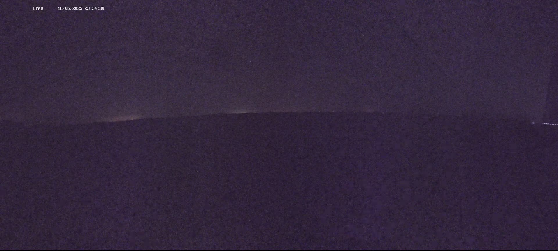 Dieppe Saint Aubin Airport  Live Cam DPE/LFAB - Dieppe, Seine-Maritime, Normandie, France