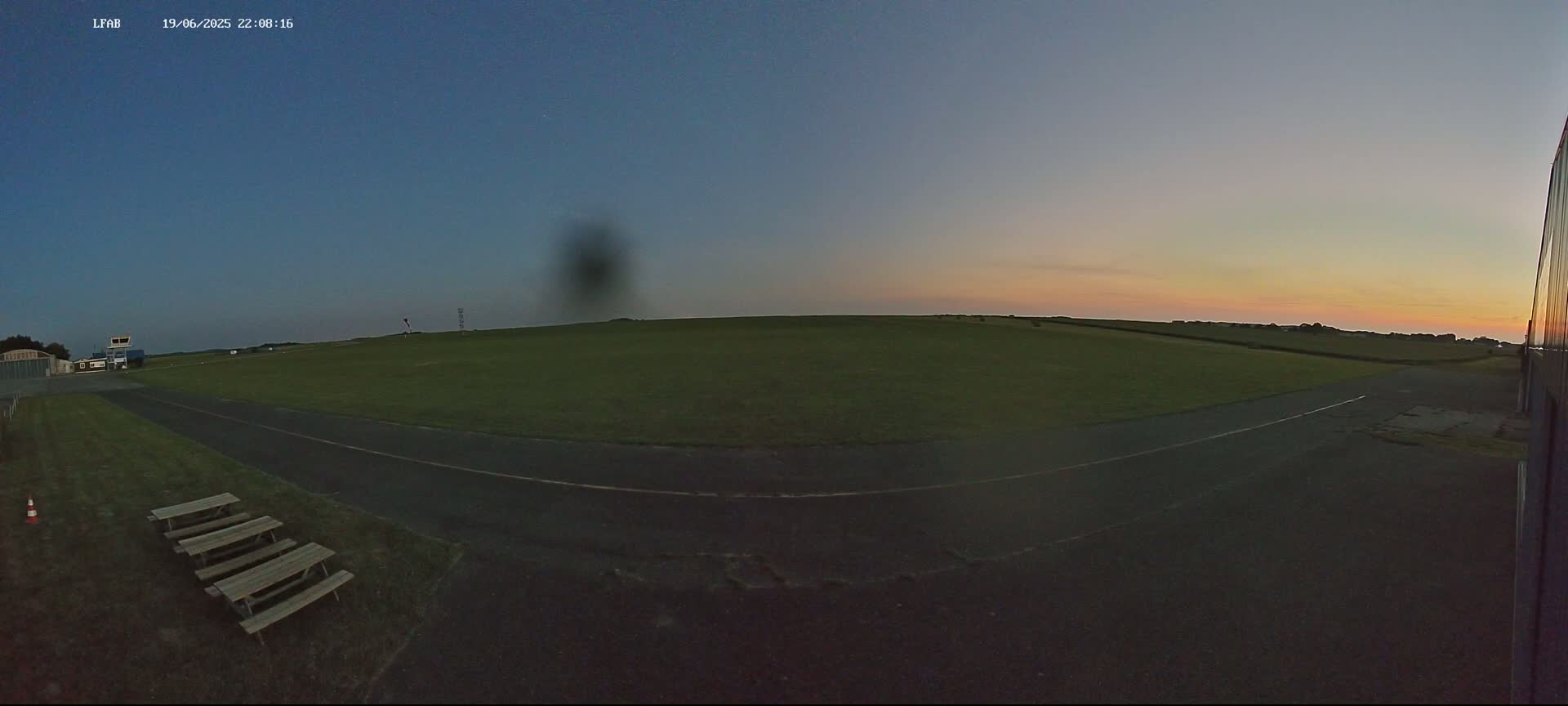 Dieppe Saint Aubin Airport  Live Cam DPE/LFAB - Dieppe, Seine-Maritime, Normandie, France