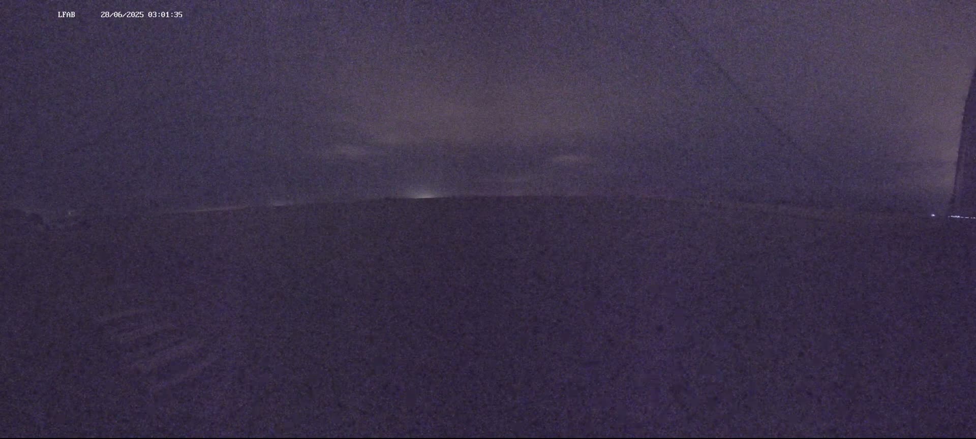 Dieppe Saint Aubin Airport  Live Cam DPE/LFAB - Dieppe, Seine-Maritime, Normandie, France